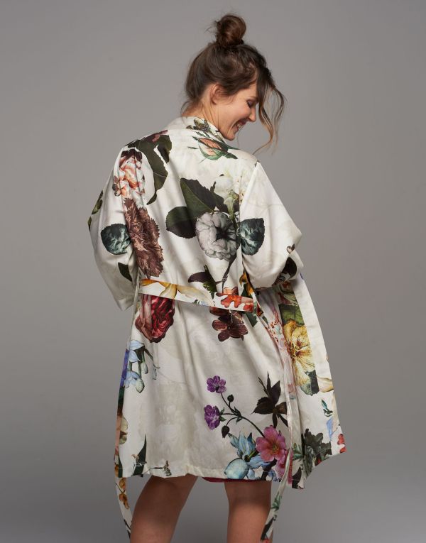 fleur_kimono_ecru_401055_321_134_lr_s2_p Luxe Essenza ecru kimono van katoen satijn voor stijlvolle homewear