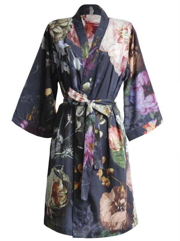fleur_kimono_nightblue_401055_321_169_lr_pf1_p Luxe Essenza Night Blue kimono van katoen satijn voor stijlvolle homewear