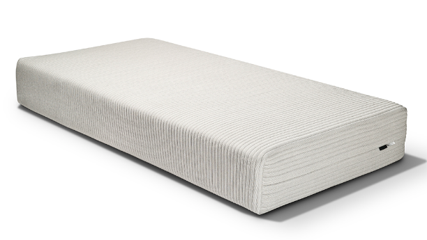 Kreamat matras Korpopres Kreamat Korpopres Visco matras met Zweedse pocketveren, Visco Memory Foam, Eucafeel® comfortlaag en ergonomische ondersteuning bij Moon Slapen Rotterdam.