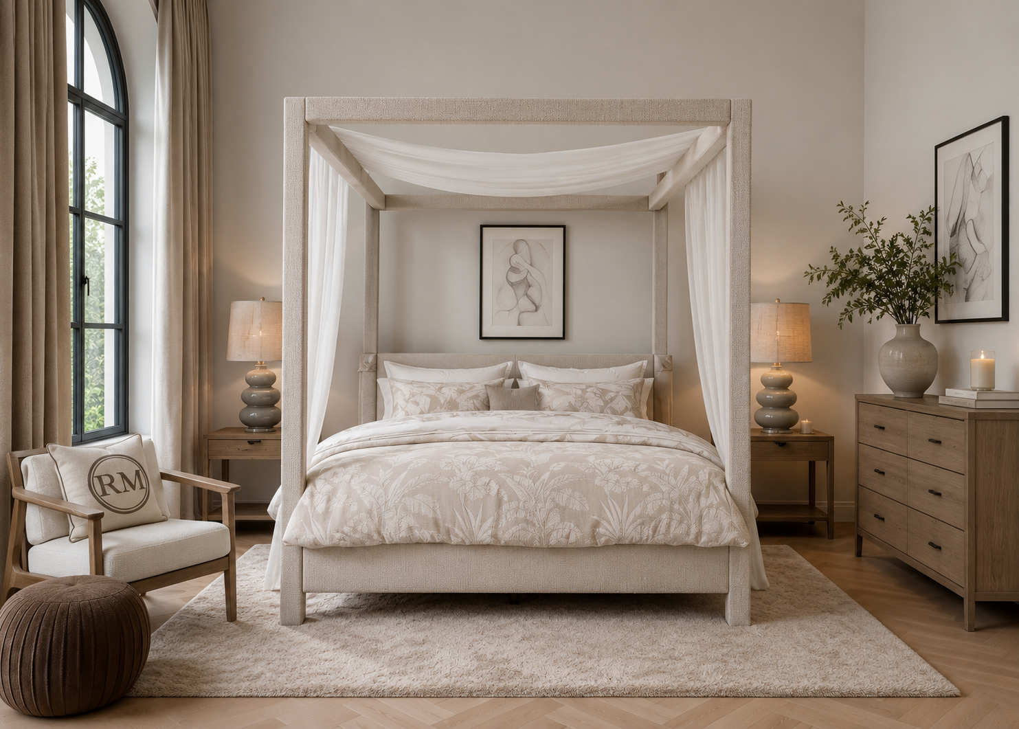 riviera-maison-philip-hemelbed-moon-slaapadviseurs Riviera Maison Philip gestoffeerd hemelbed in luxe hotel chique slaapkamer met volledig gestoffeerd frame en poten, exclusief verkrijgbaar bij Moon Slaapadviseurs Rotterdam.