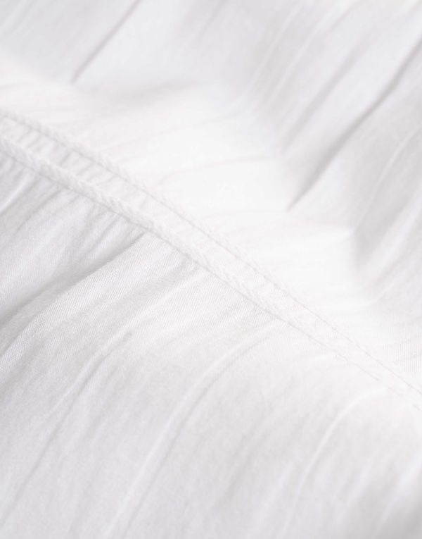 zinnia_duvet_cover_white_102784_204_lr_d1_p Essenza Zinnia wit hotel chique katoen satijn dekbedovertrek met lijnstructuur